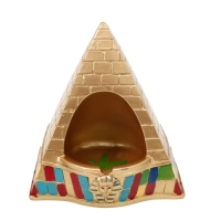 RESIN ASHTRAY 1PC - PYRAMID